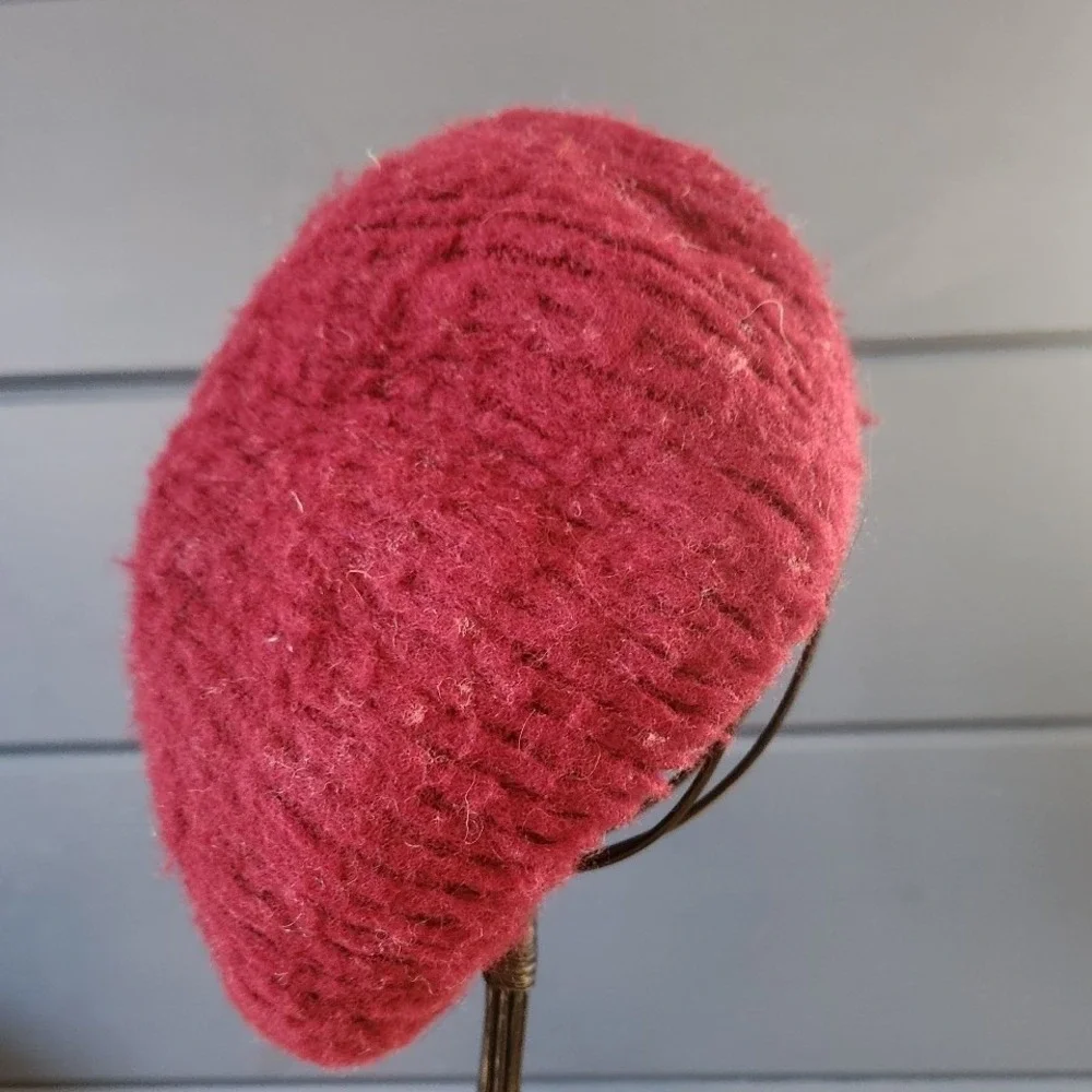 Vintage Red Beret‎ - Picture 3 of 4